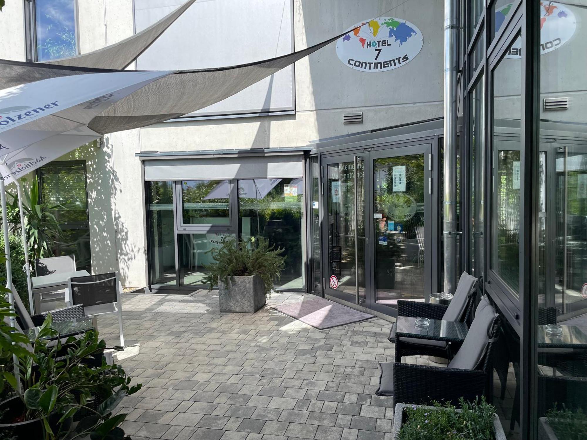 Hotel7Continents Neutraubling Eksteriør billede