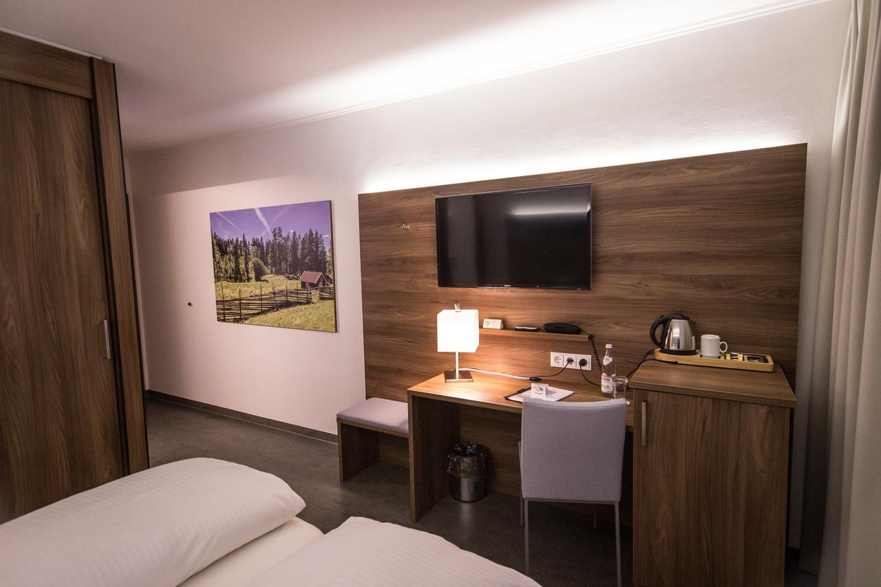 Hotel7Continents Neutraubling Eksteriør billede