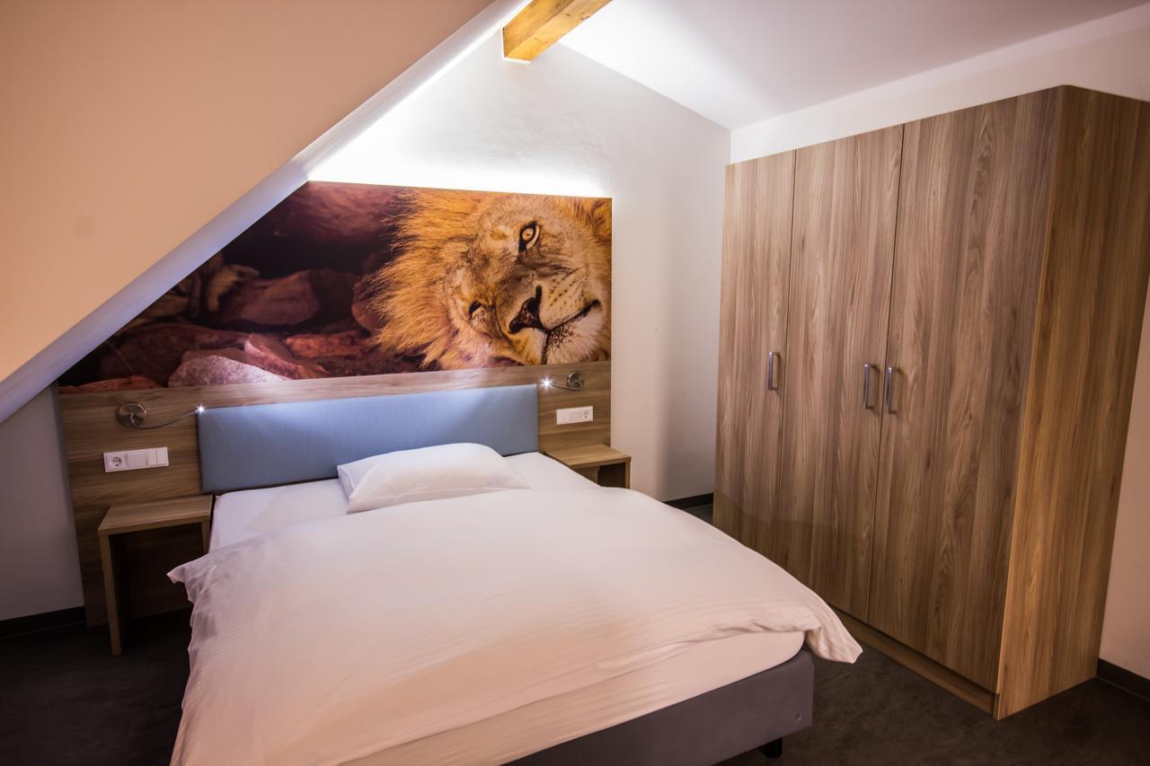 Hotel7Continents Neutraubling Eksteriør billede